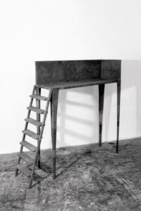 Leiterstelzenhochbank